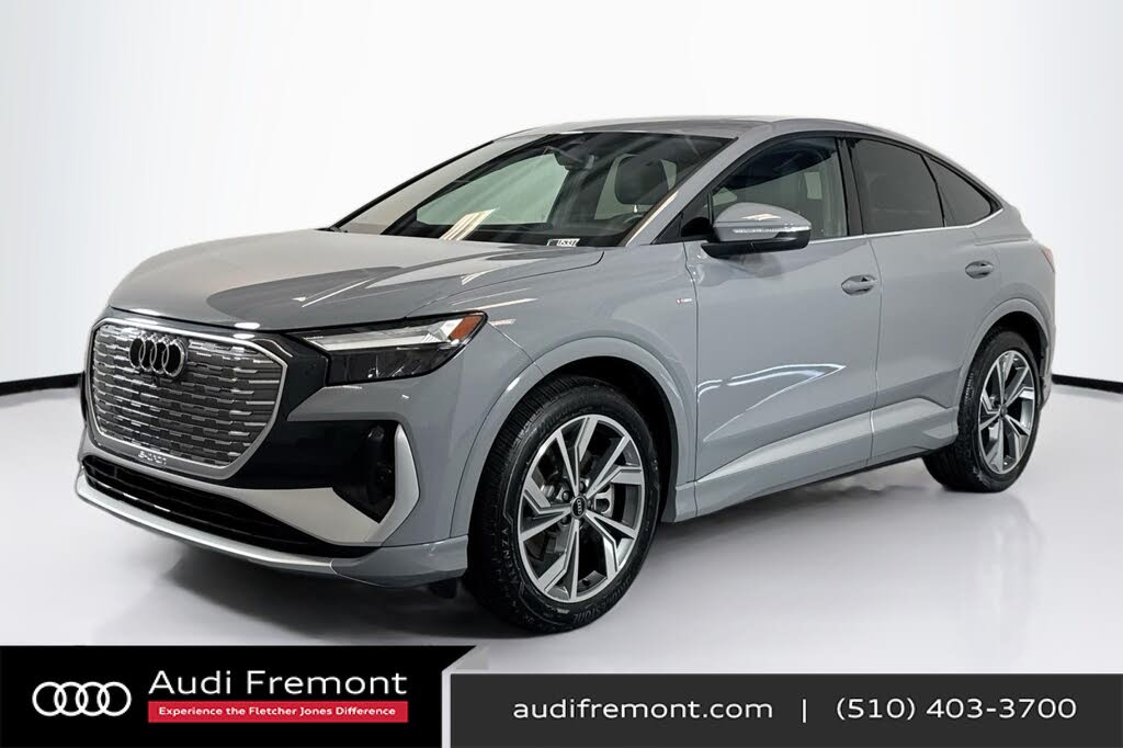 2025 Audi Q4 e-tron Sportback quattro Premium 55