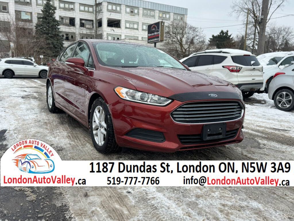 2014 Ford Fusion SE