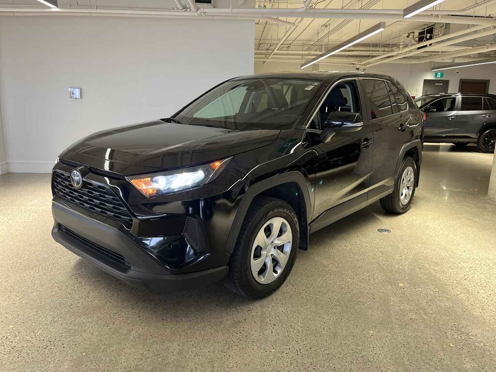 2023 Toyota RAV4 LE AWD
