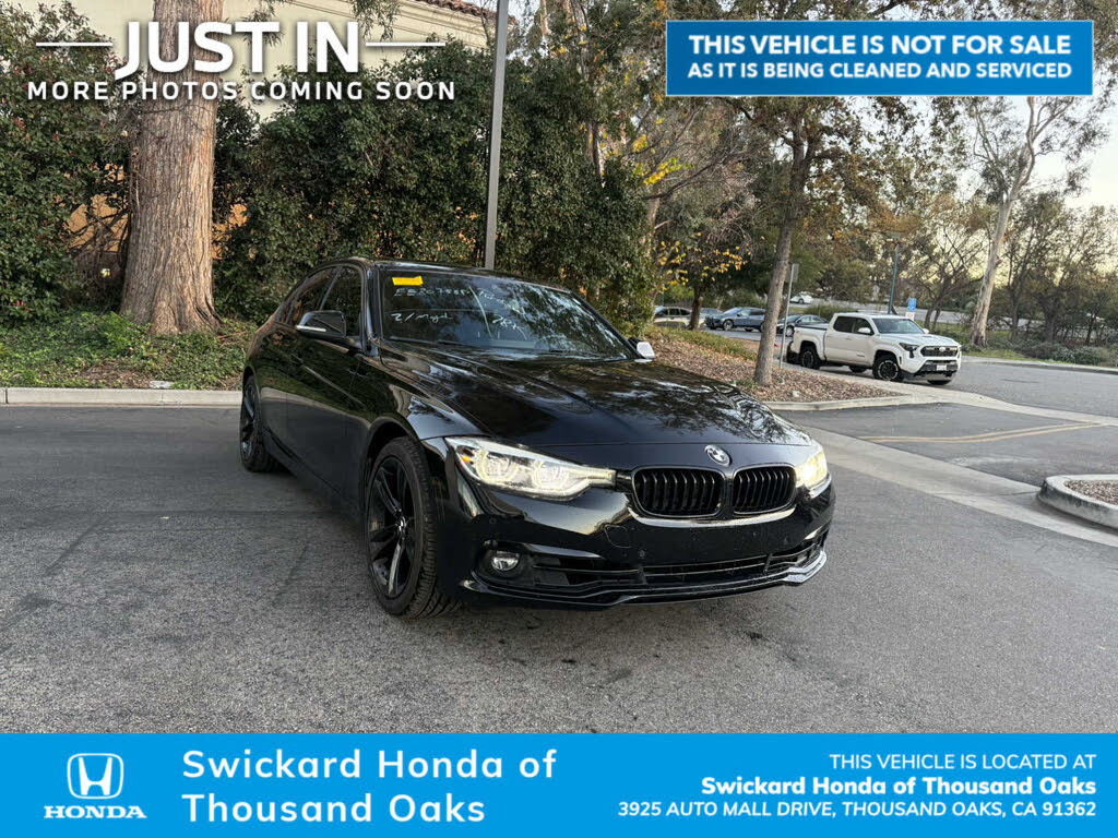 2018 BMW 3 Series 330i Sedan RWD