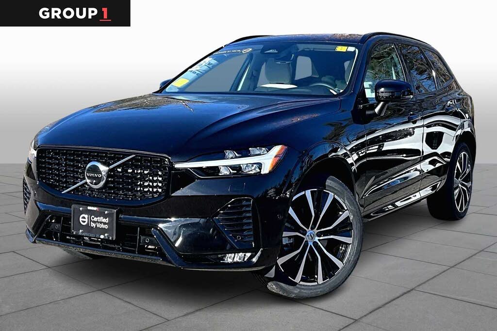 2023 Volvo XC60 B5 Plus Dark Theme AWD