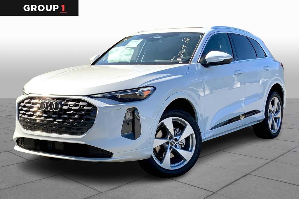 2025 Audi Q5 quattro Premium Plus 40 TFSI