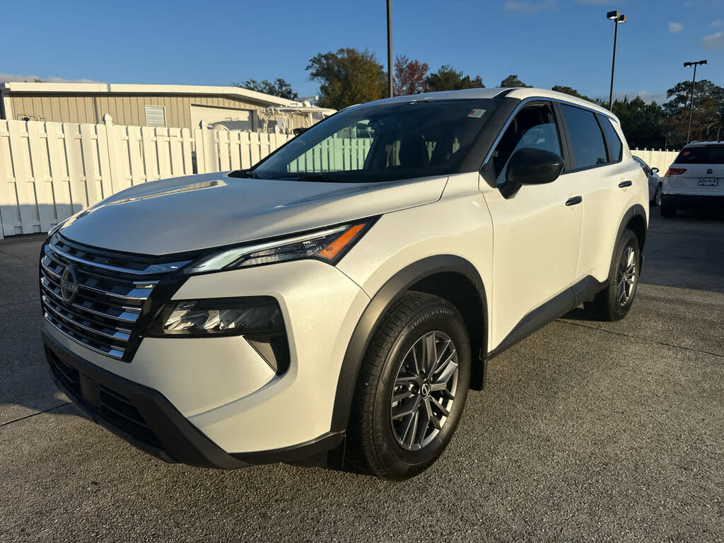 2025 Nissan Rogue S FWD