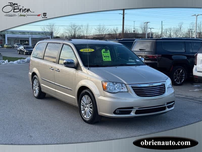 2015 Chrysler Town & Country Touring-L FWD