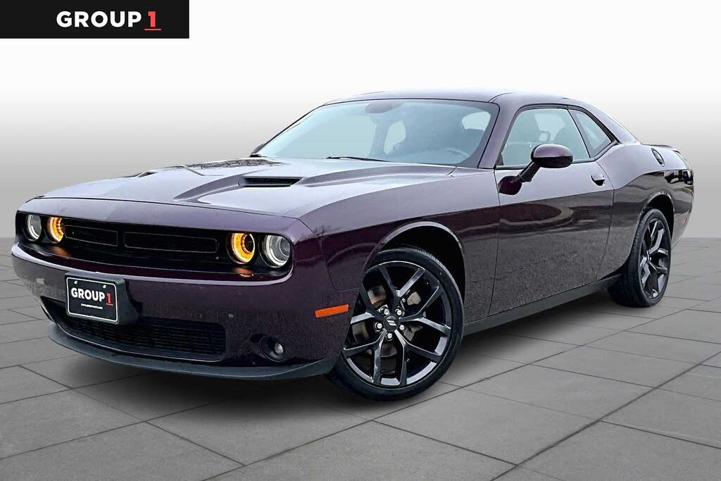 2021 Dodge Challenger SXT RWD