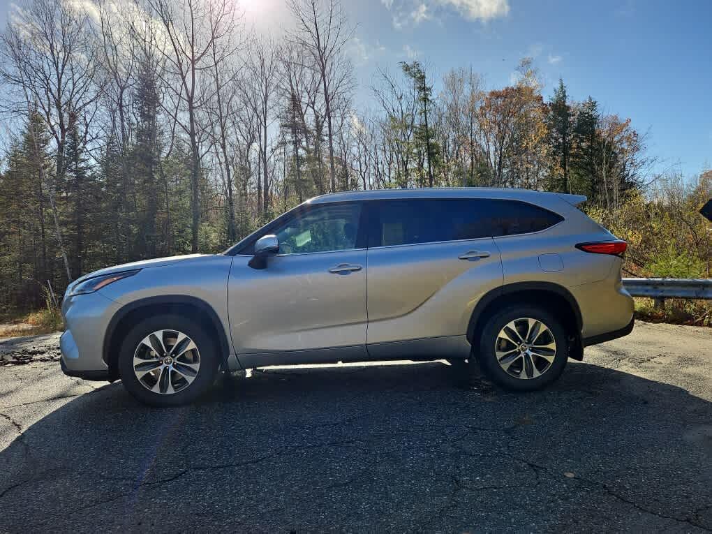 2021 Toyota Highlander XLE AWD