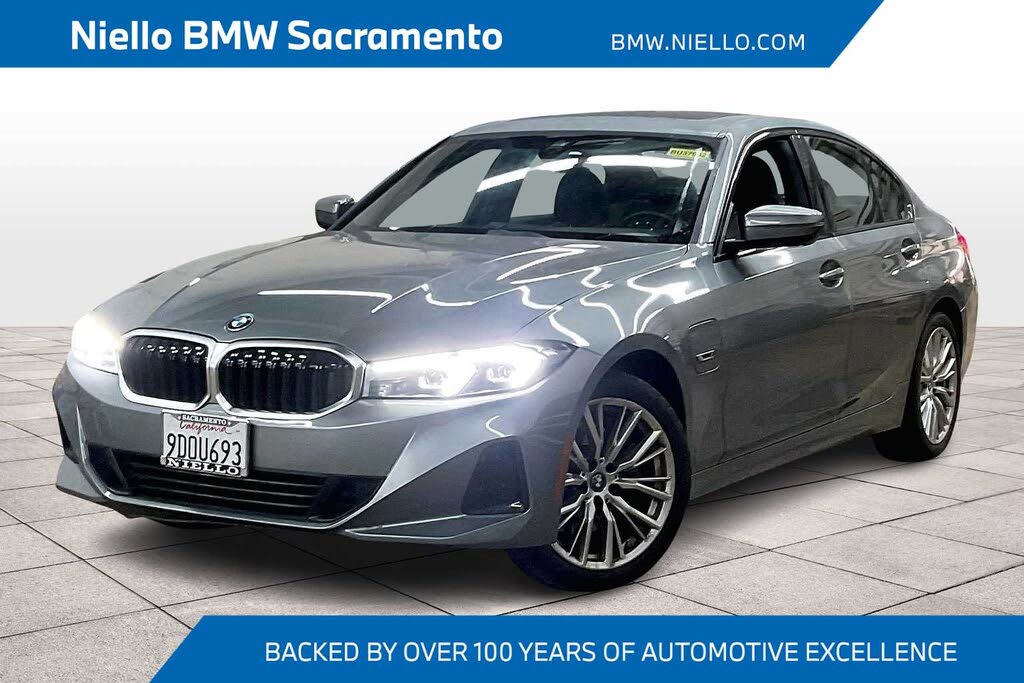 2023 BMW 3 Series 330e Hybrid Plug-in RWD