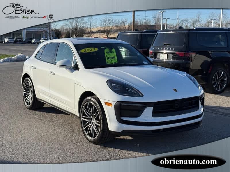 2023 Porsche Macan T AWD