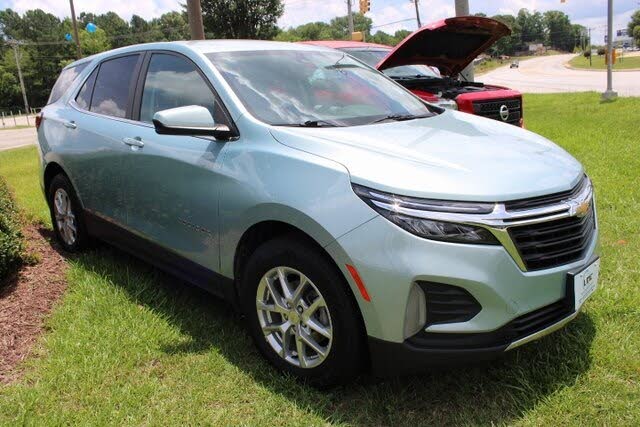 2022 Chevrolet Equinox LT FWD with 1LT