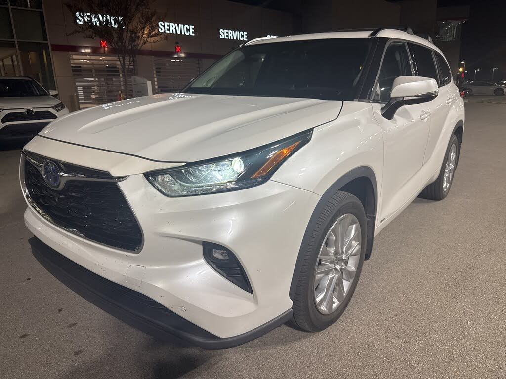 2022 Toyota Highlander Hybrid Limited AWD