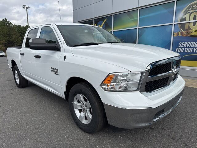 2023 RAM 1500 Classic SLT Crew Cab RWD