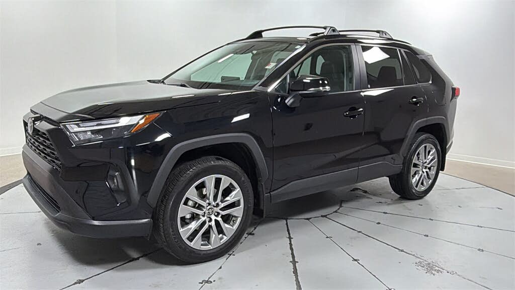 2023 Toyota RAV4 XLE Premium FWD