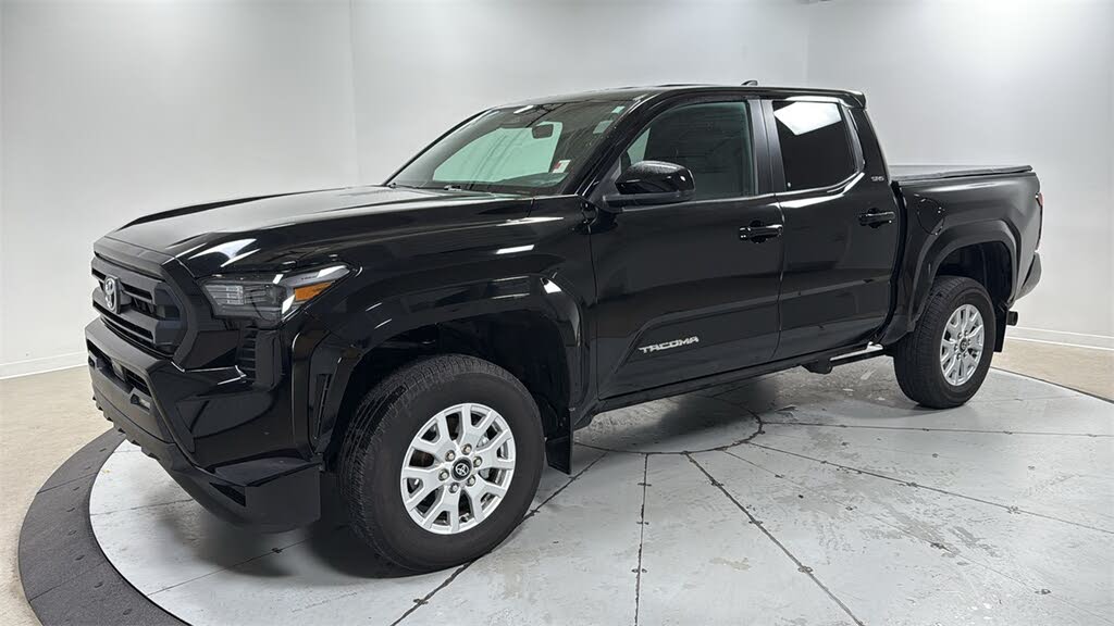 2024 Toyota Tacoma SR5 Double Cab 4WD