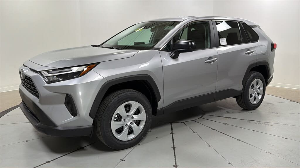 2025 Toyota RAV4 LE AWD