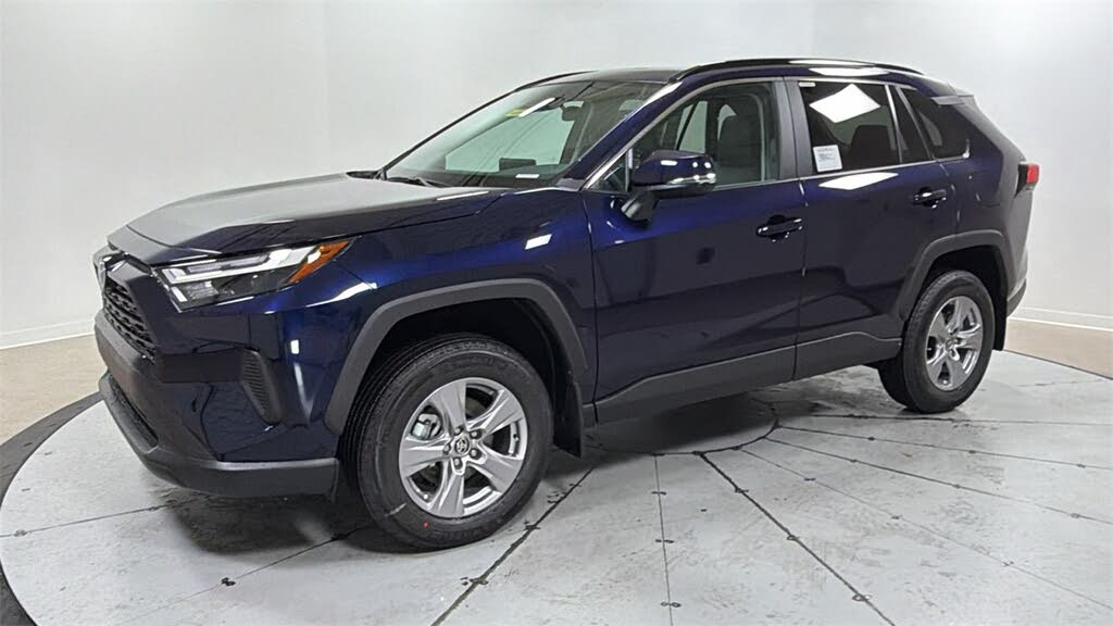 2025 Toyota RAV4 XLE AWD