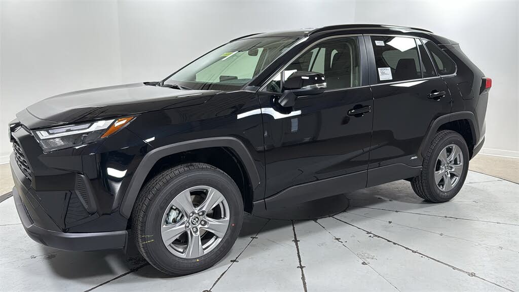 2025 Toyota RAV4 Hybrid LE AWD