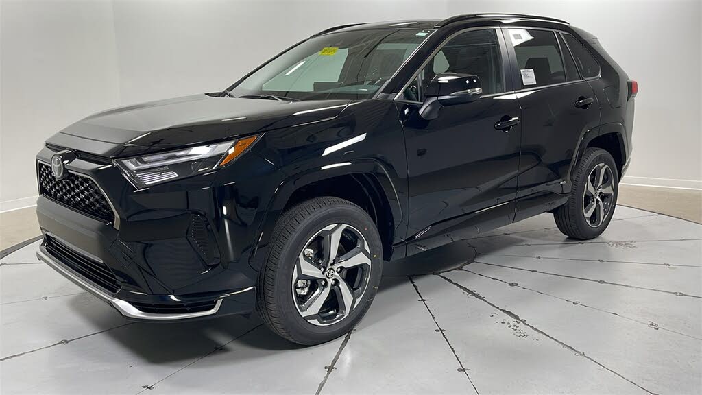 2025 Toyota RAV4 Plug-in Hybrid SE AWD