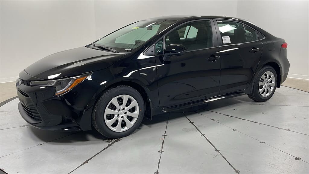 2026 Toyota Corolla LE FWD