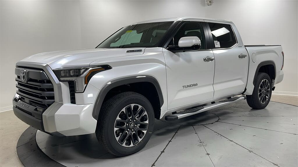 2026 Toyota Tundra Hybrid Limited HV CrewMax Cab 4WD