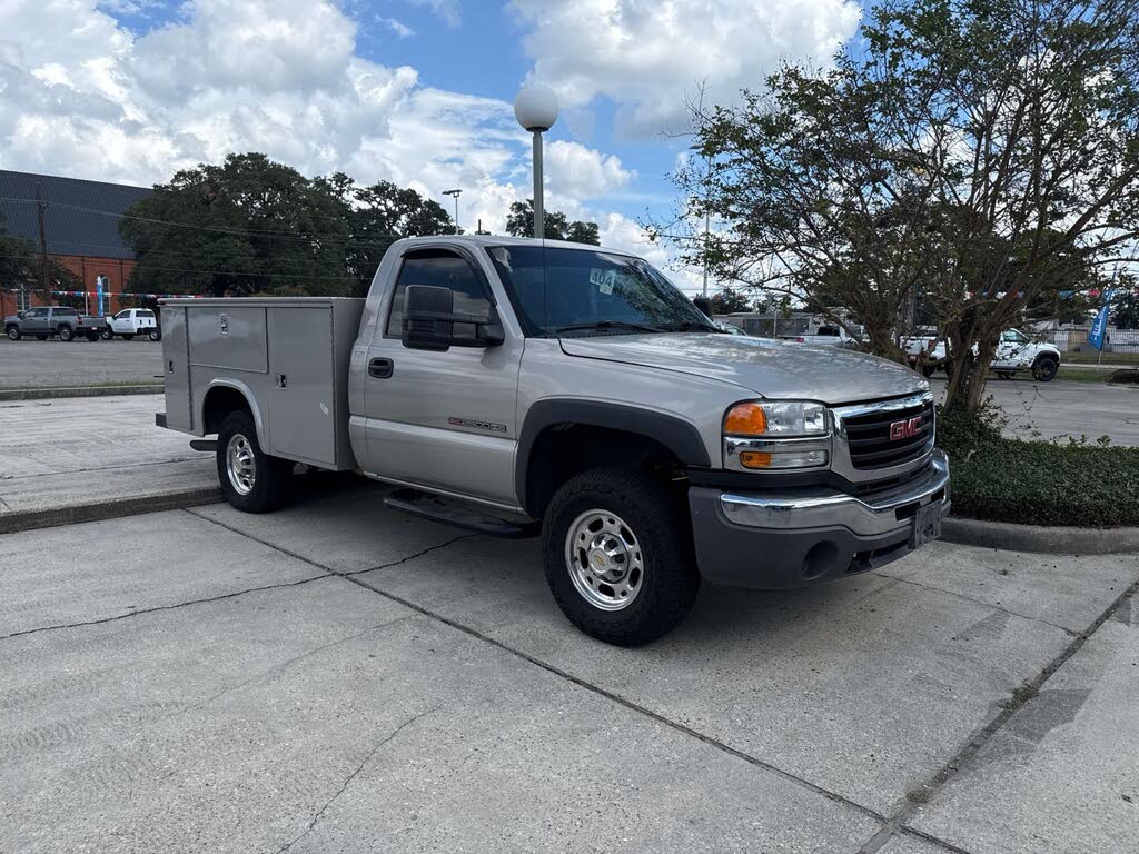 2007 GMC Sierra 2500HD Classic 2 Dr Work Truck Standard Cab 2WD