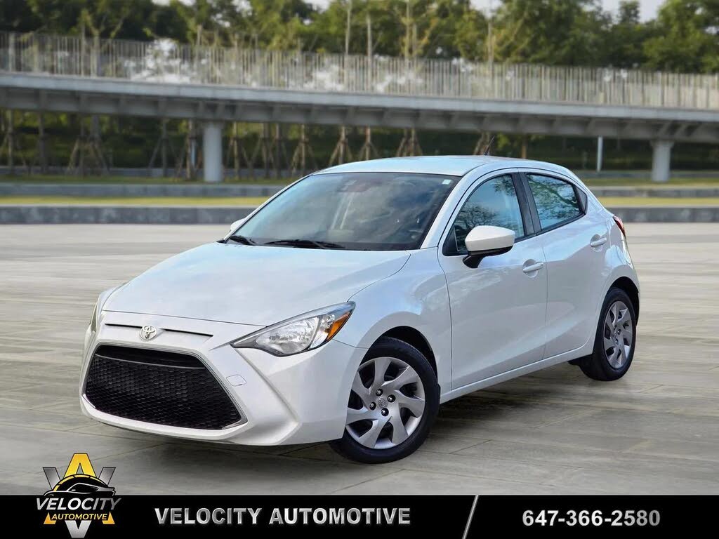 2020 Toyota Yaris LE Hatchback FWD