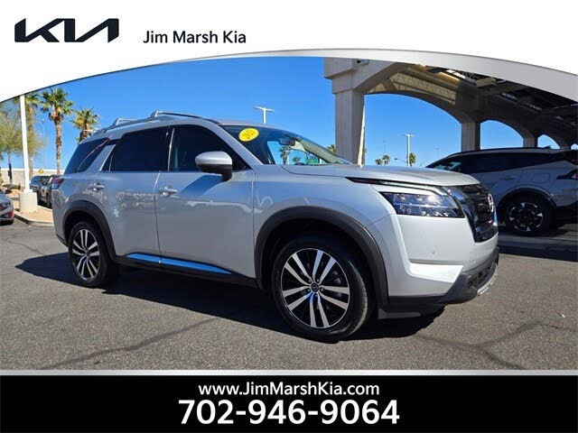2023 Nissan Pathfinder Platinum FWD