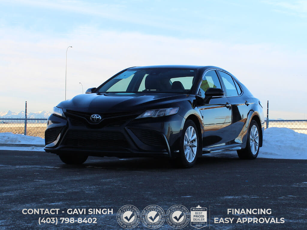 Toyota Camry SE FWD 2023