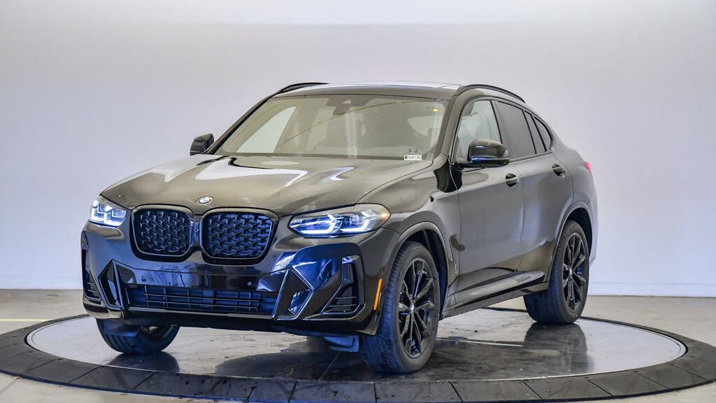 2025 BMW X4 xDrive30i