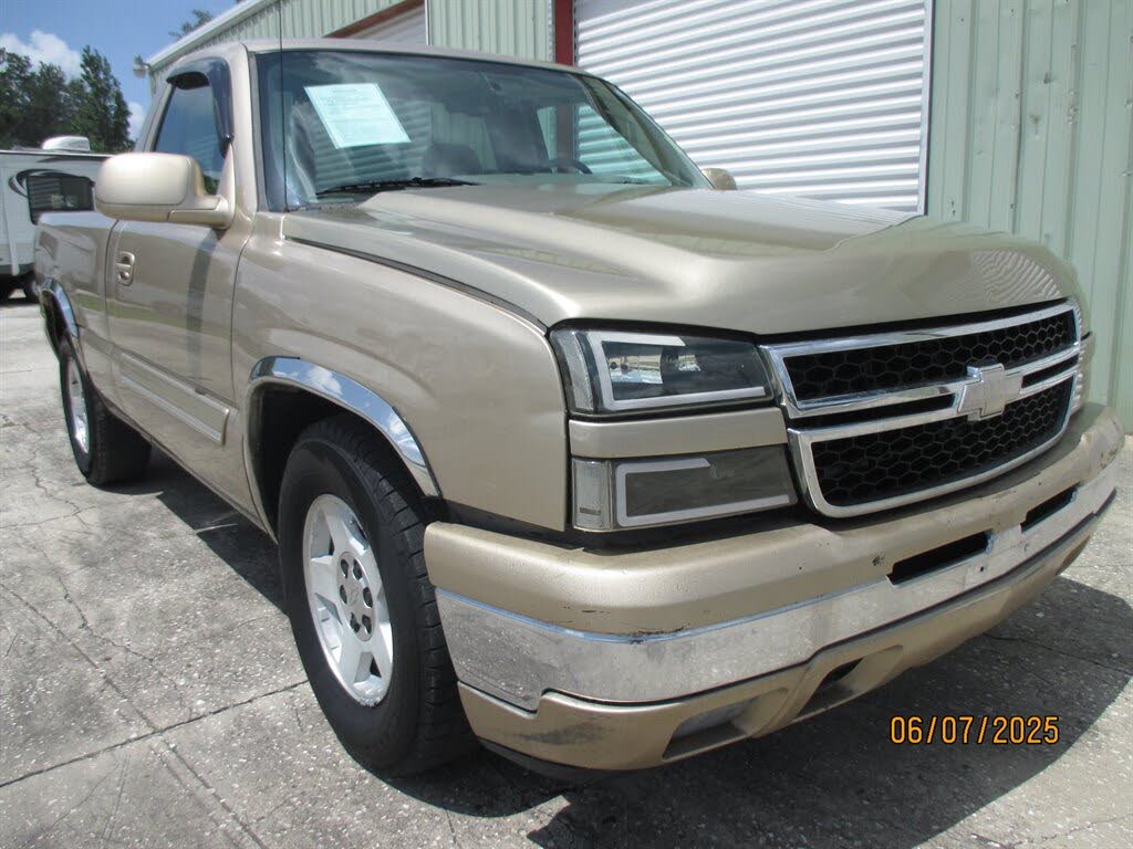 2006 Chevrolet Silverado 1500 LS RWD