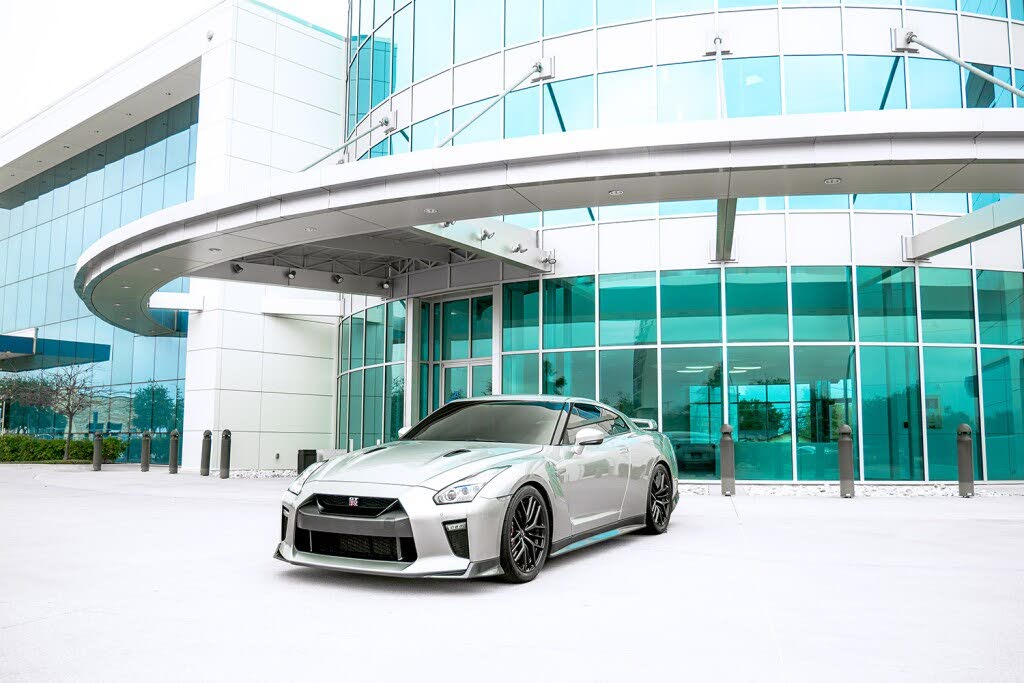 2017 Nissan GT-R Premium