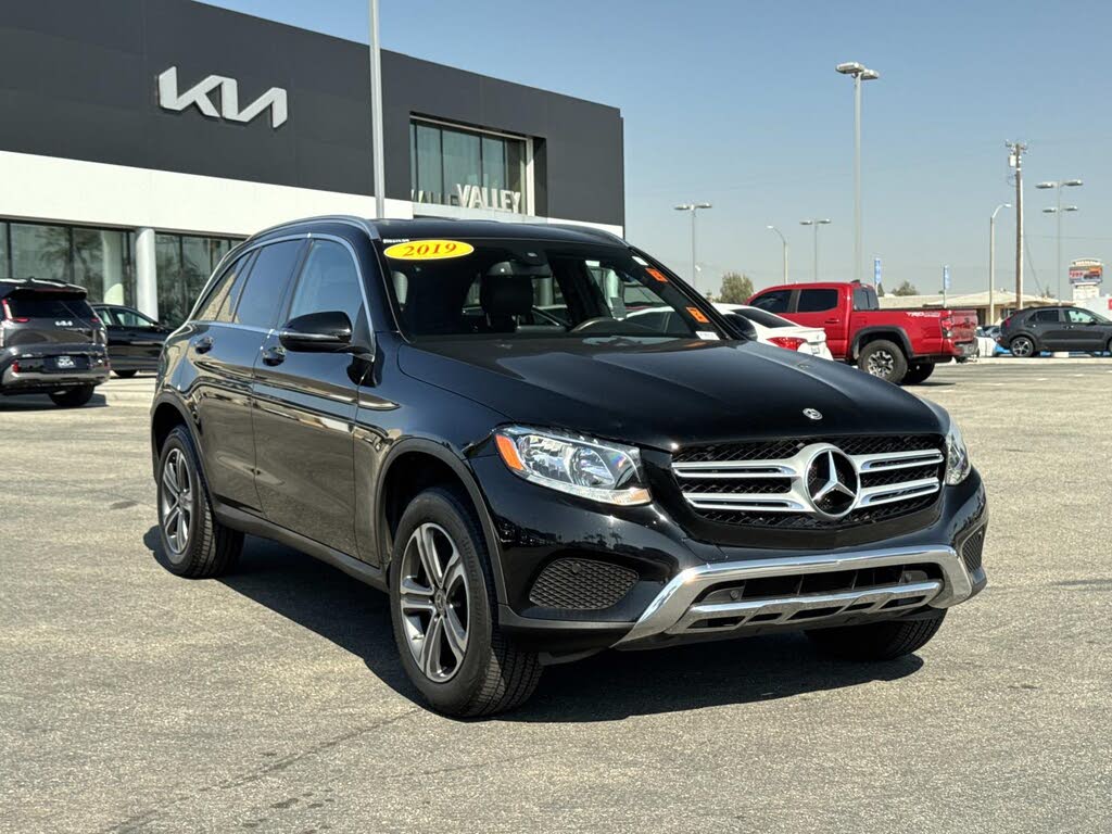 2019 Mercedes-Benz GLC 300 RWD