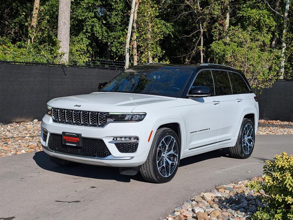 2023 Jeep Grand Cherokee Summit Reserve 4WD