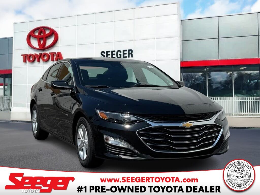 2024 Chevrolet Malibu LT with 1LT FWD