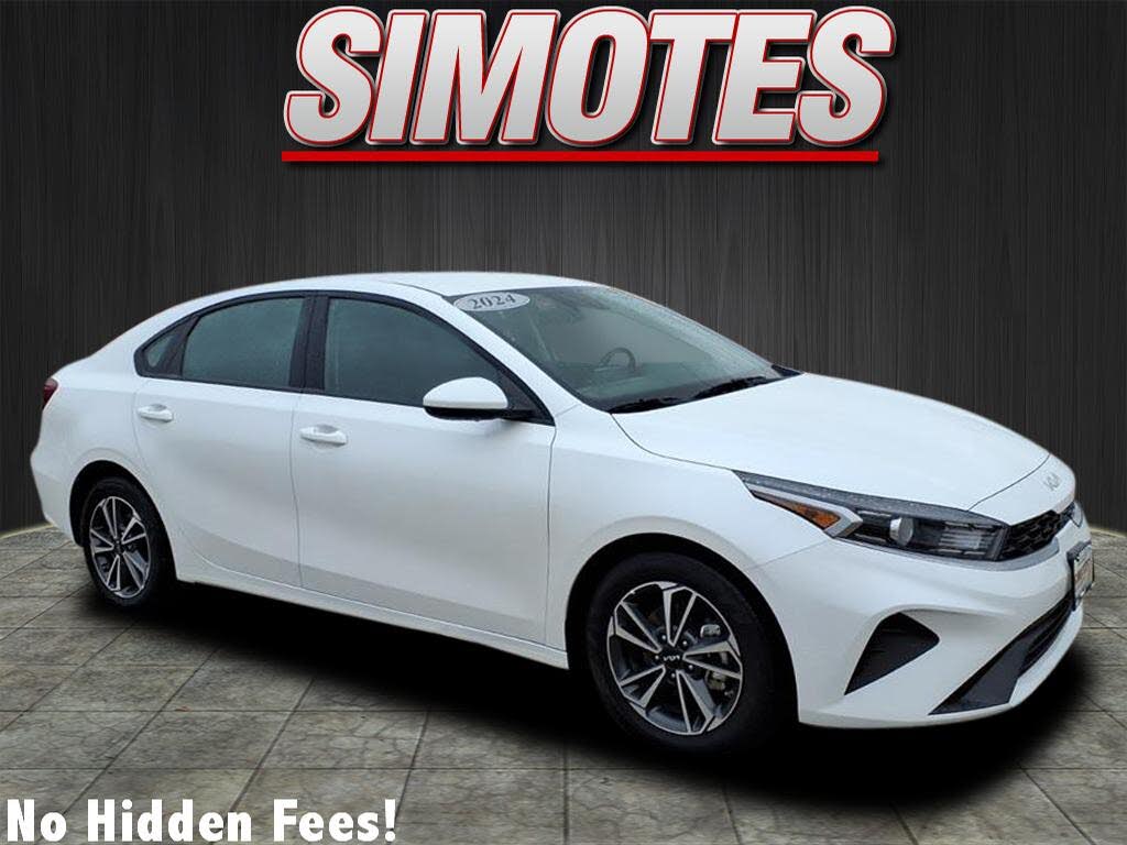 2024 Kia Forte LX FWD