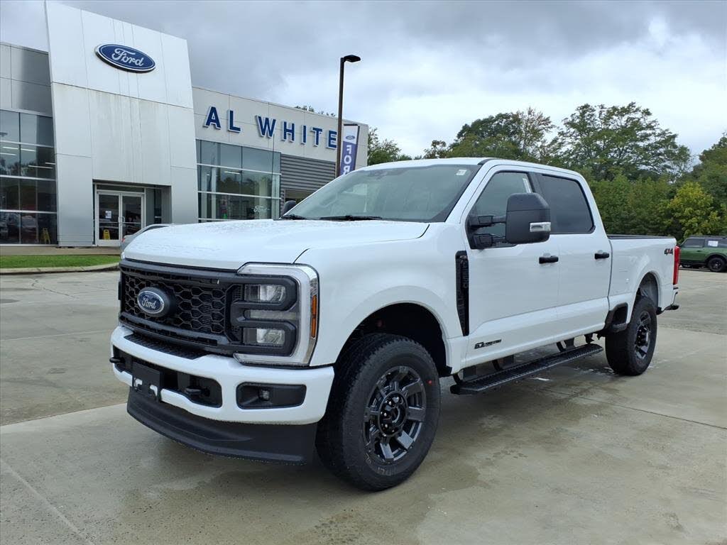 2026 Ford F-250 Super Duty XL Crew Cab 4WD