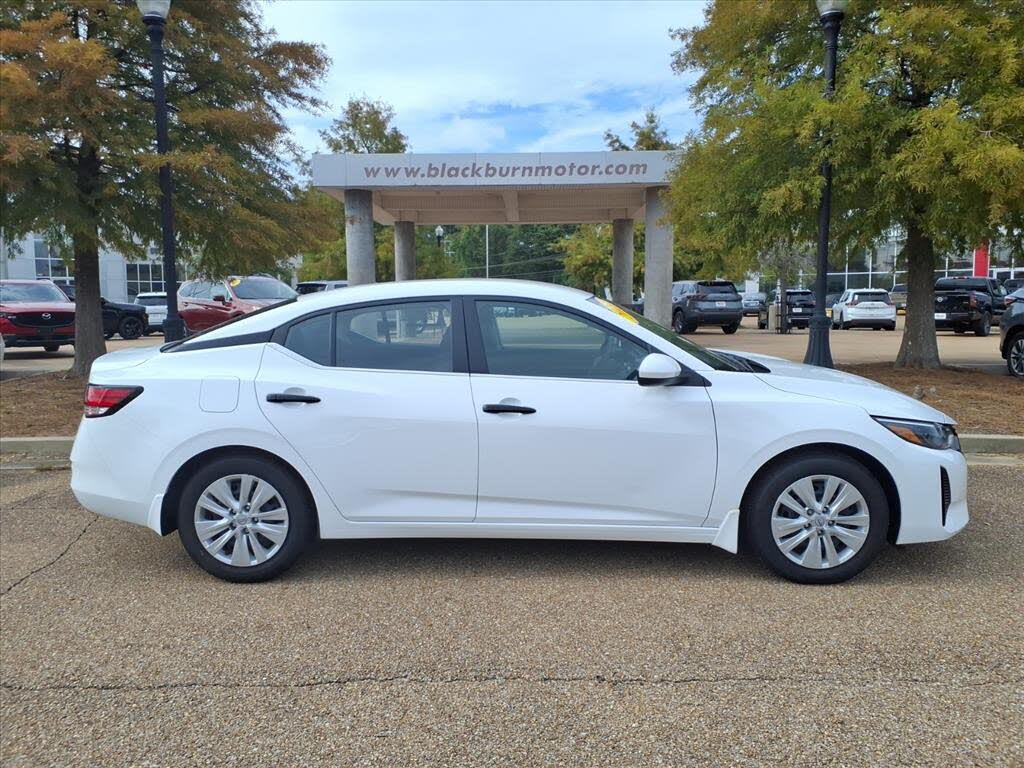 2024 Nissan Sentra S FWD