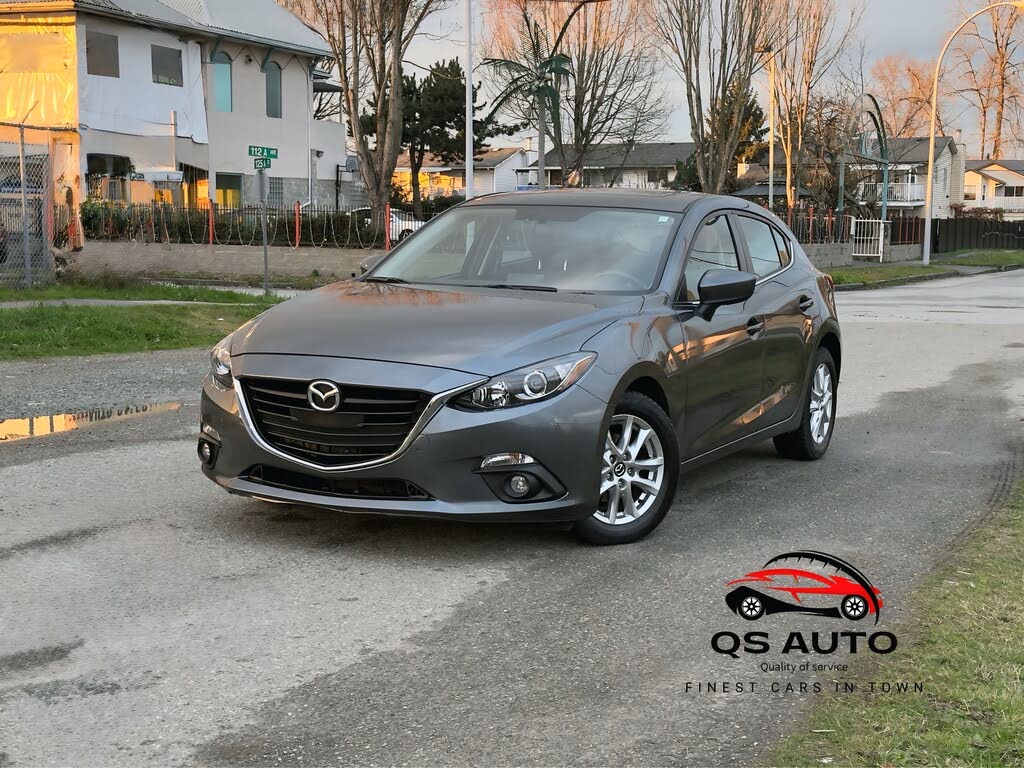 2015 Mazda MAZDA3 i Touring Hatchback
