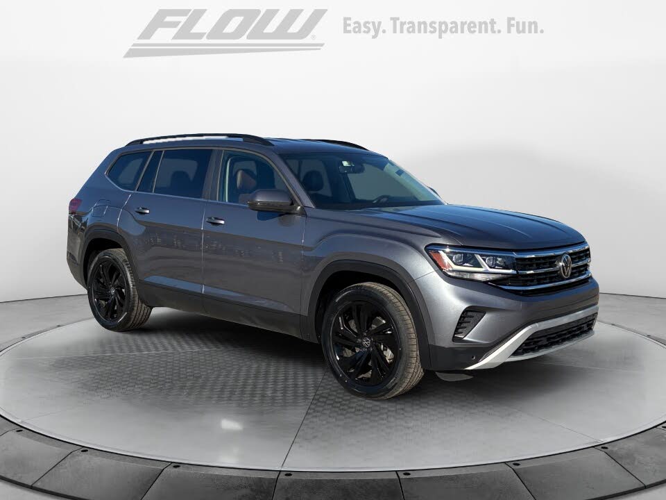 2022 Volkswagen Atlas SE FWD with Technology