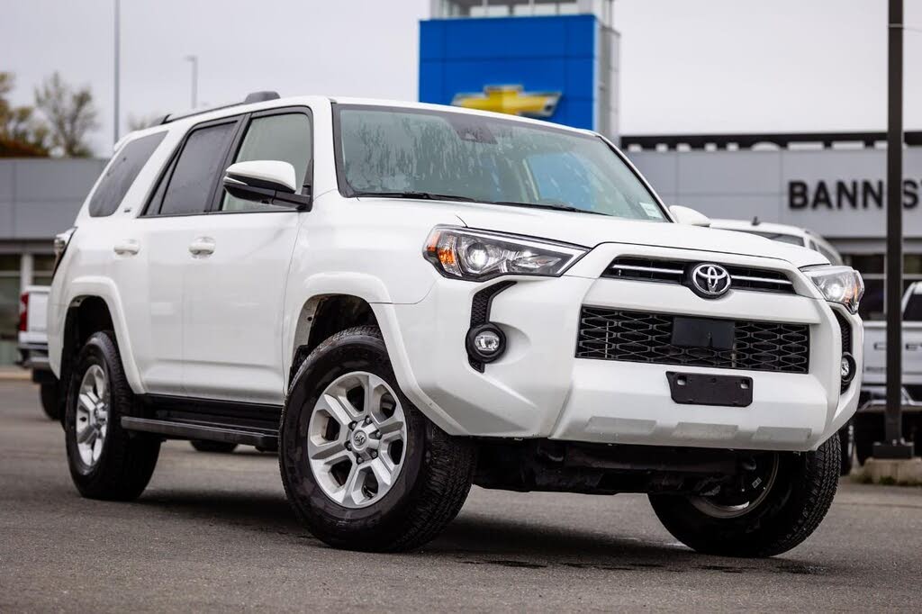 Toyota 4Runner SR5 Premium 4WD 2024