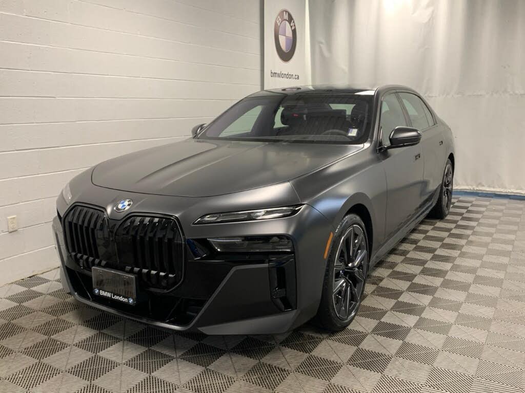 2025 BMW 7 Series 760i xDrive