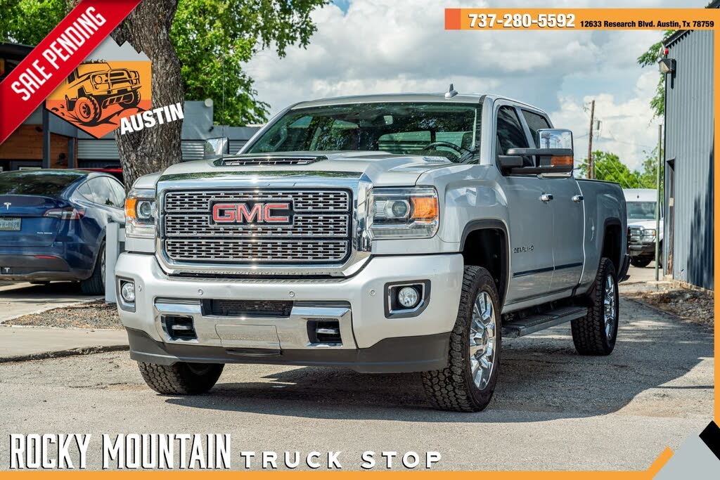 2019 GMC Sierra 2500HD Denali Crew Cab 4WD