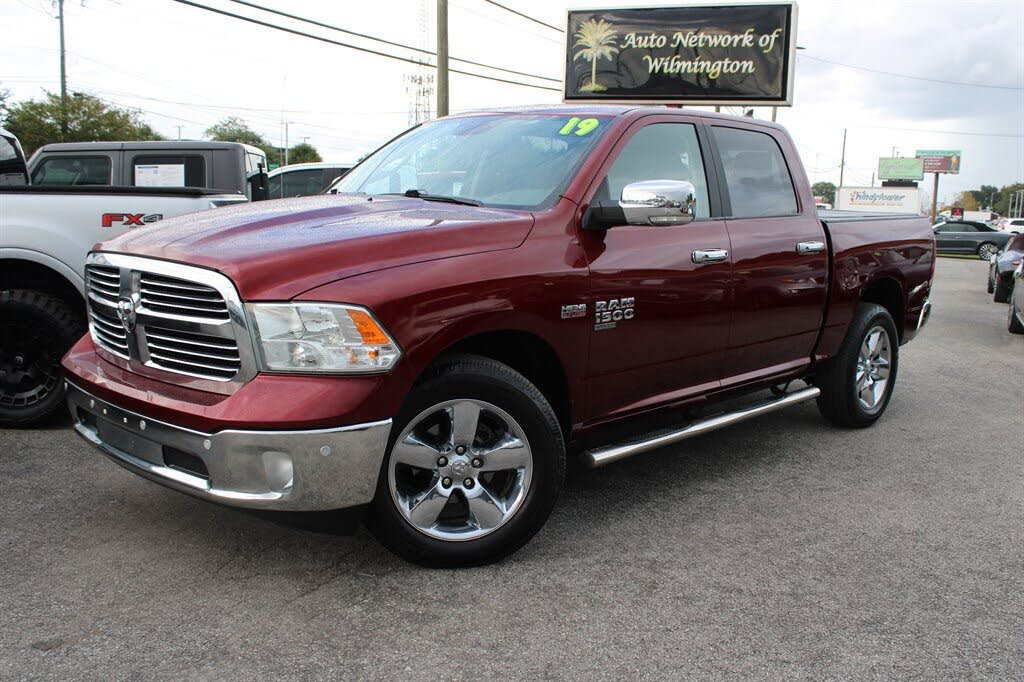 2019 RAM 1500 Classic SLT Crew Cab 4WD