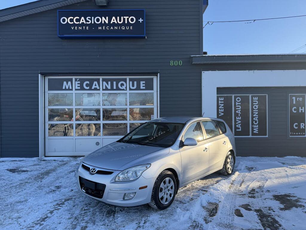 Hyundai Elantra Touring GLS FWD 2010