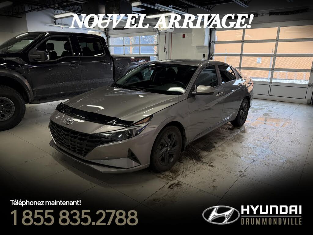 2023 Hyundai Elantra Preferred FWD