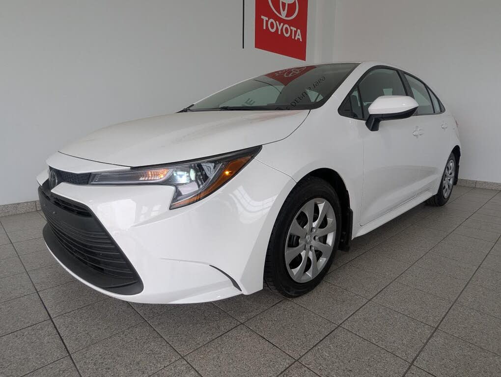 2023 Toyota Corolla LE FWD