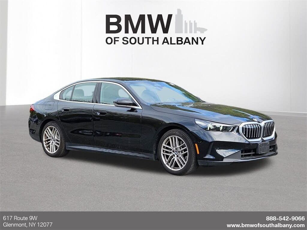 2025 BMW 5 Series 530i xDrive