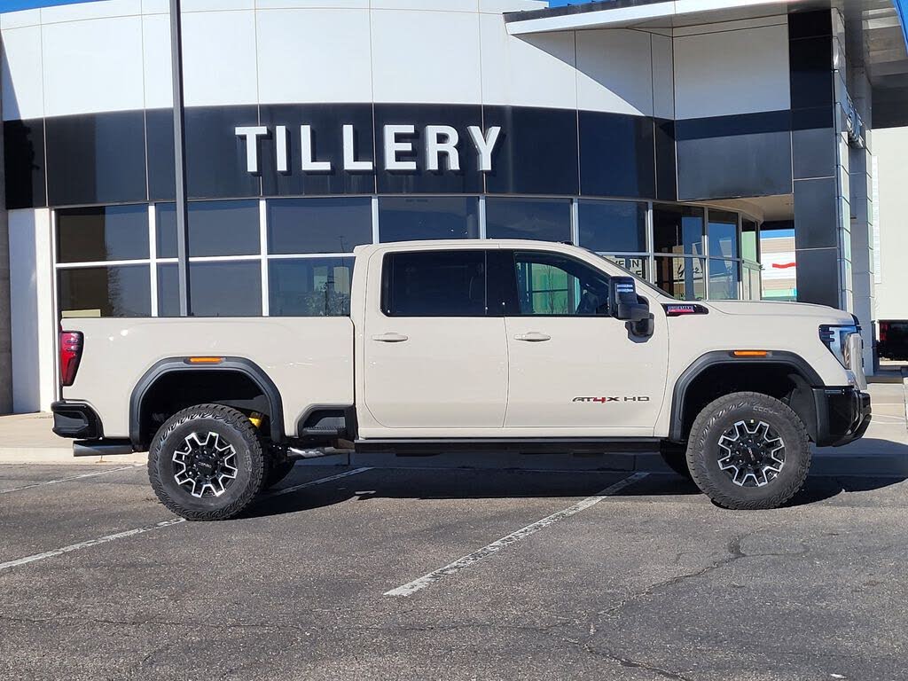 2026 GMC Sierra 2500HD AT4X Crew Cab 4WD