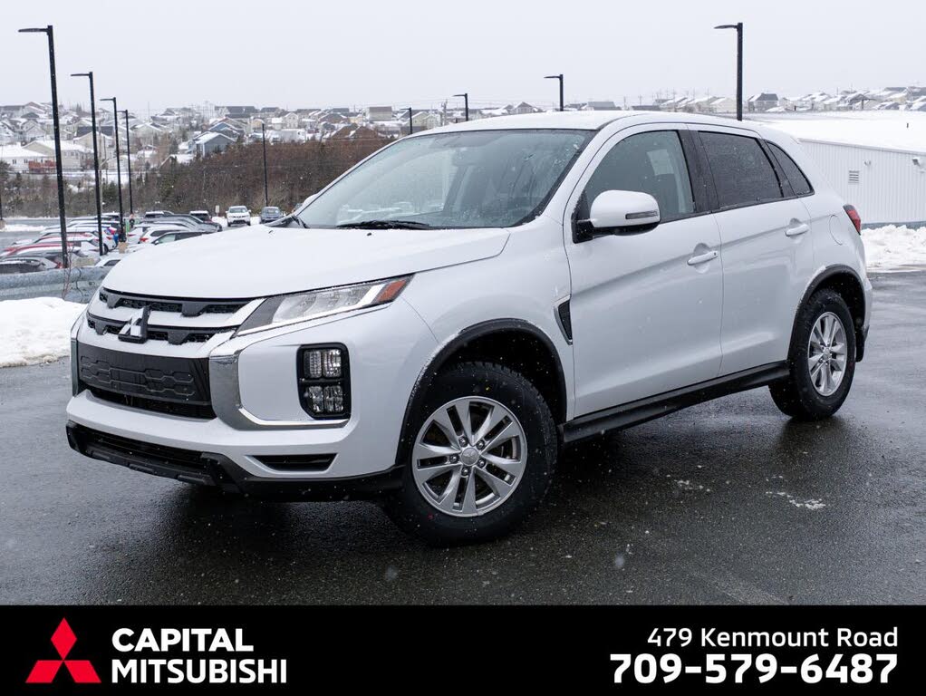 2022 Mitsubishi RVR SE AWC