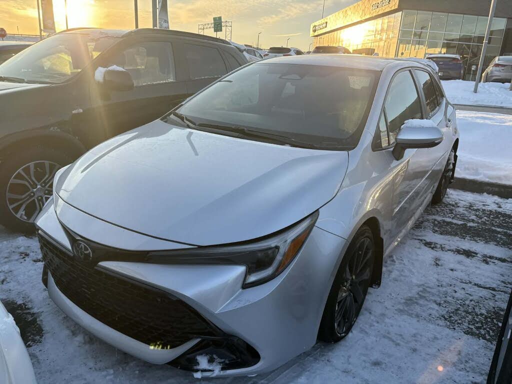 2023 Toyota Corolla Hatchback SE FWD