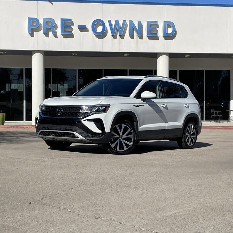 2024 Volkswagen Taos SE FWD